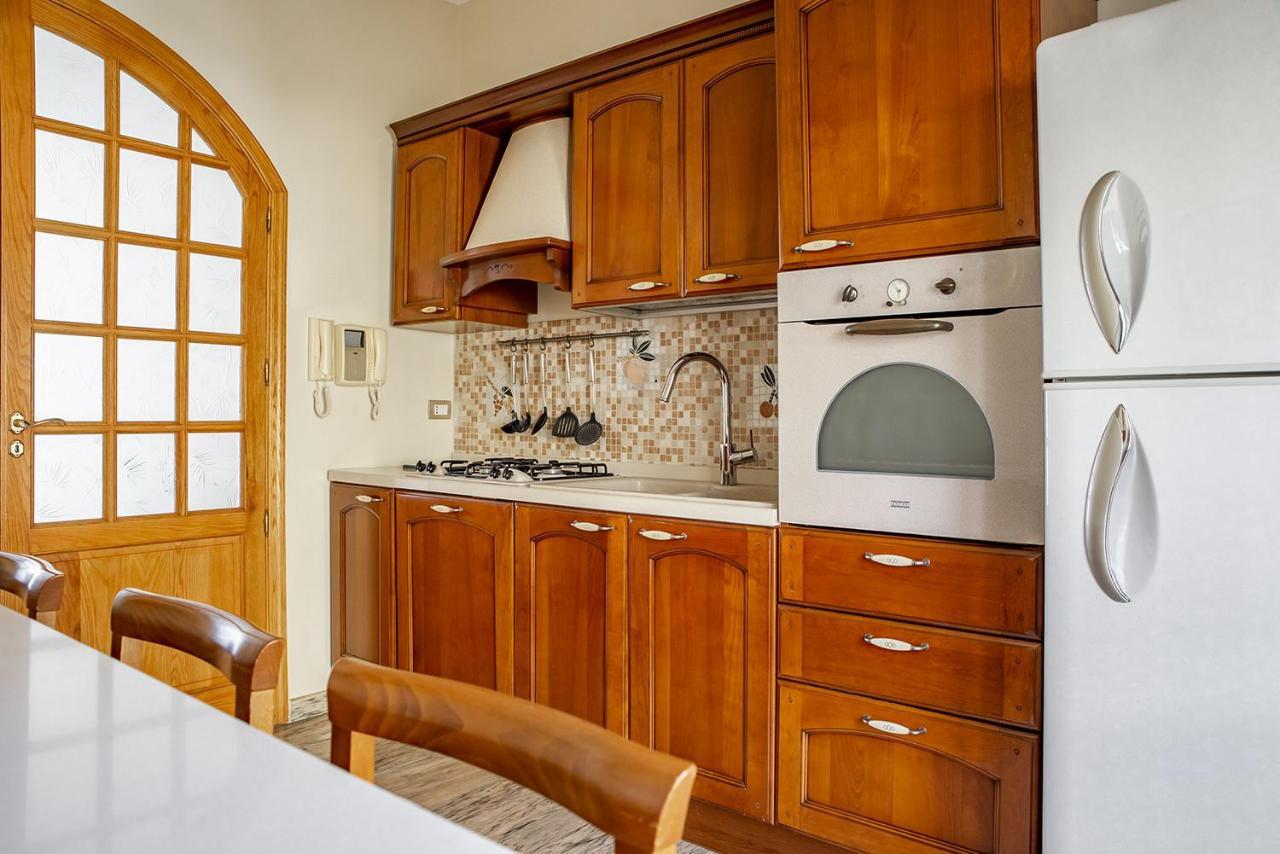 Ortigia Seafront Apartment By Wonderful Italy Syracuse Exterior photo