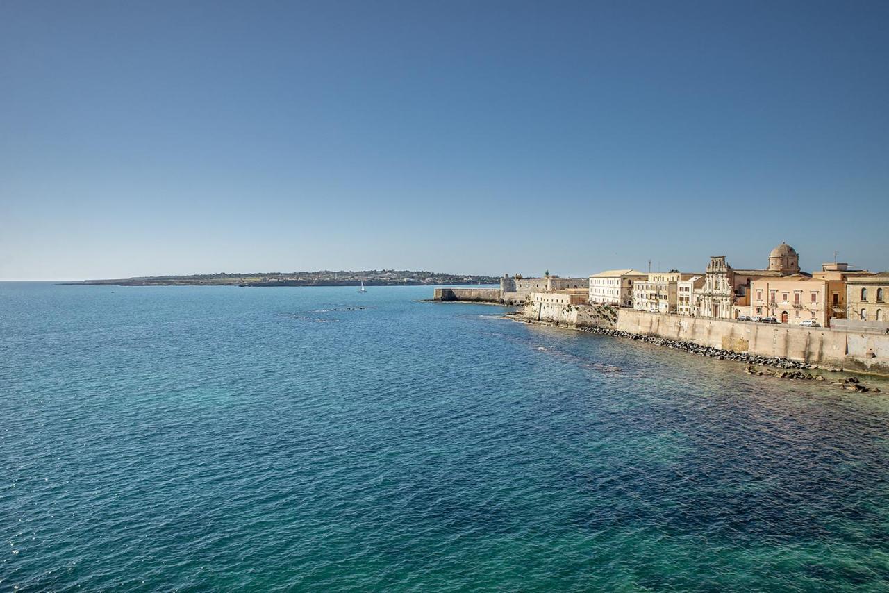 Ortigia Seafront Apartment By Wonderful Italy Syracuse Exterior photo