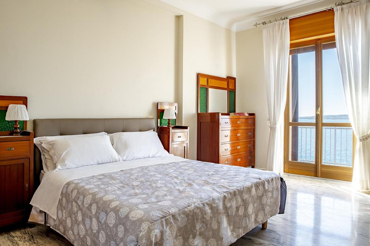 Ortigia Seafront Apartment By Wonderful Italy Syracuse Exterior photo
